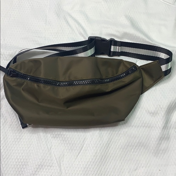 Fanny Pack - Picture 1 of 1